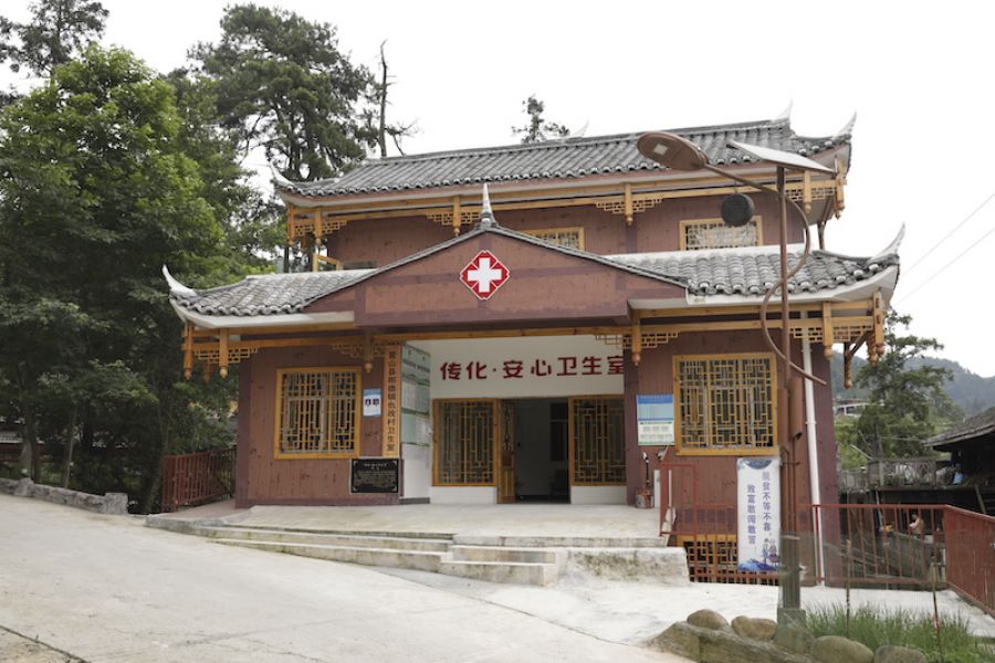 1611137392999185yF4e.jpg 7.貴州、江西等地新建后的“傳化·安心衛(wèi)生室”(2).jpg